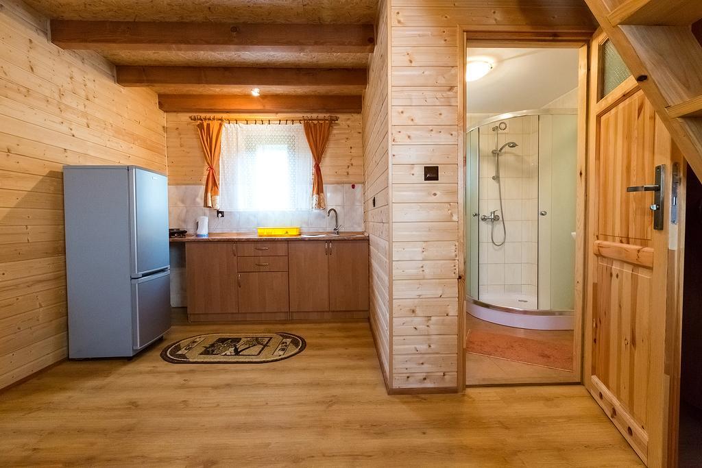 Domki Nad Solina Czarny Kot 509-797-777 Buitenkant foto